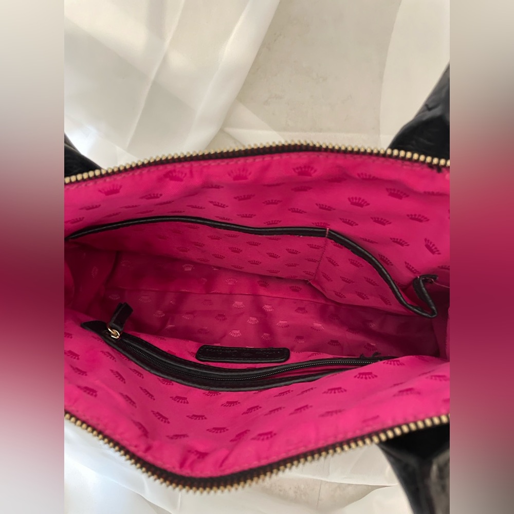 **Sold** Y2K Juicy Couture Black Leather Purse with Hot Pink Lining - Picture 10 of 15